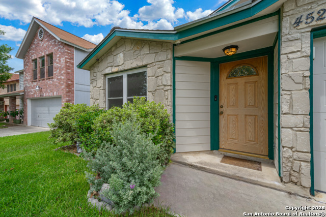 Image 3 of 28 For 4527 Stradford Place