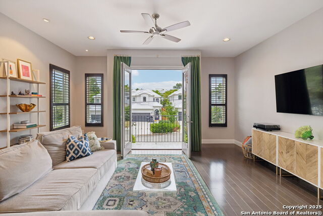 Details for 219 Melrose Dr E B, Olmos Park, TX 78212