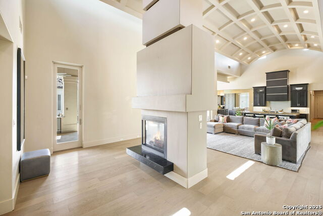 Image 14 of 50 For 106 Wellesley