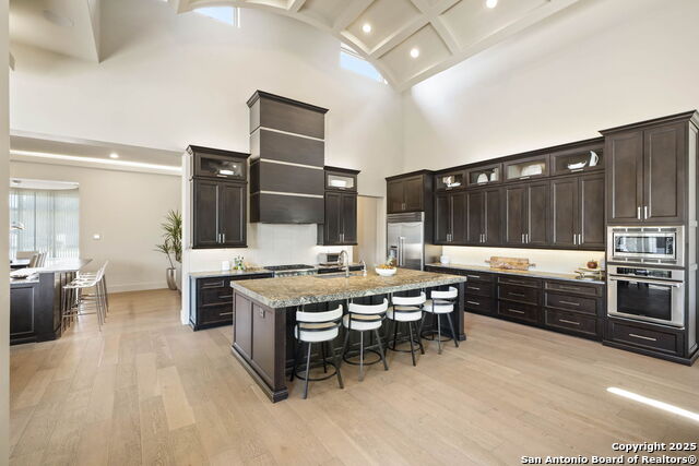 Image 15 of 50 For 106 Wellesley