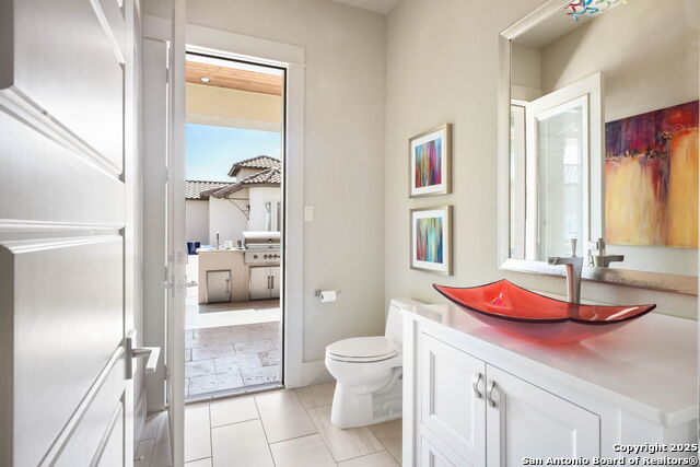 Image 28 of 50 For 106 Wellesley