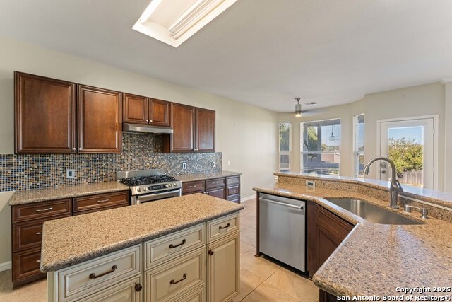 Image 18 of 50 For 21211 Rio Sabinal