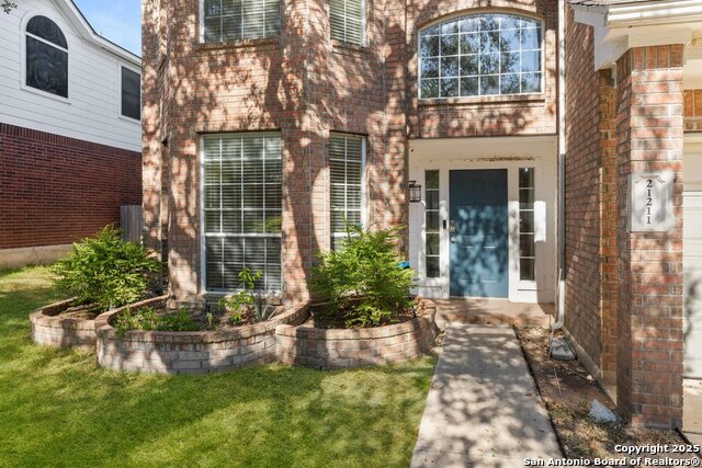 Image 3 of 50 For 21211 Rio Sabinal