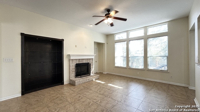 Image 18 of 42 For 9518 Horserace