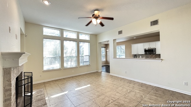 Image 19 of 42 For 9518 Horserace