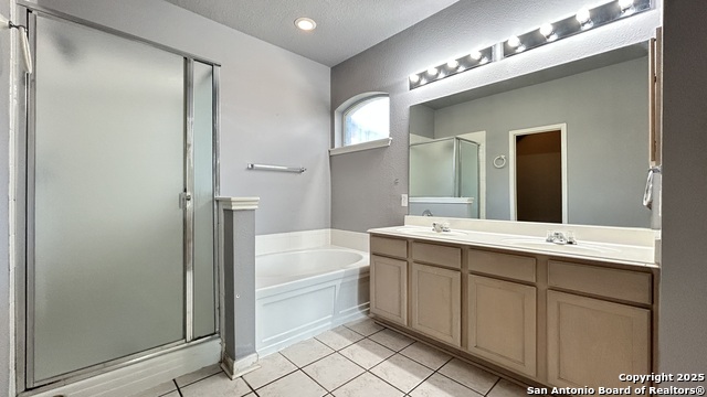 Image 33 of 42 For 9518 Horserace