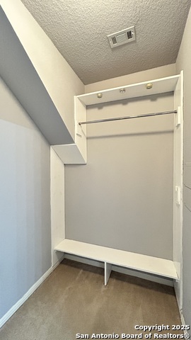 Image 34 of 42 For 9518 Horserace