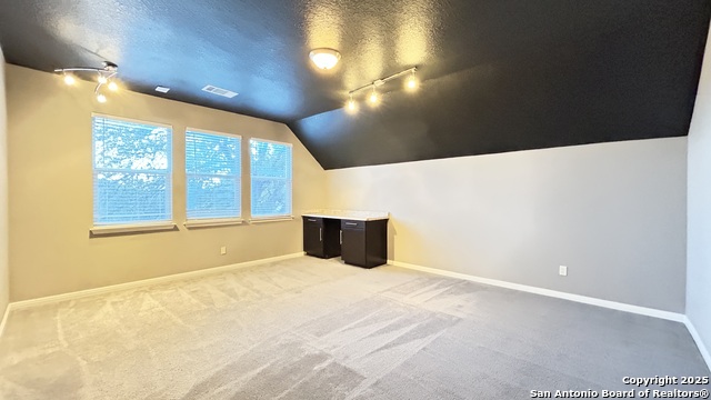 Image 36 of 42 For 9518 Horserace