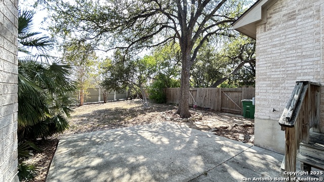 Image 40 of 42 For 9518 Horserace