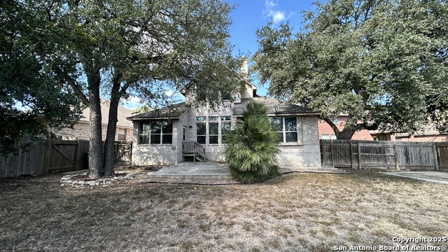 Image 41 of 42 For 9518 Horserace