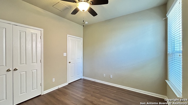 Image 9 of 42 For 9518 Horserace