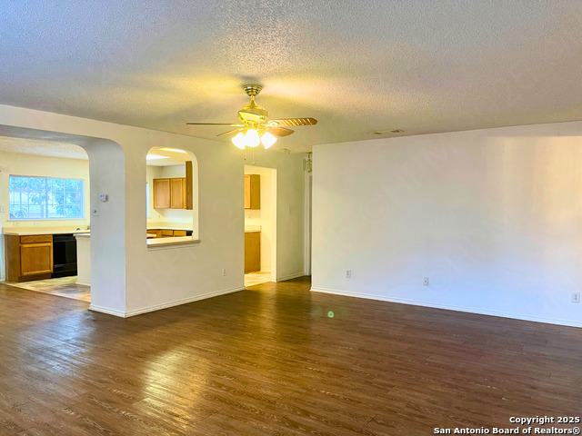 Image 4 of 17 For 9219 Rhett Road