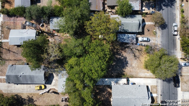 Image 4 of 4 For 1254 Vermont