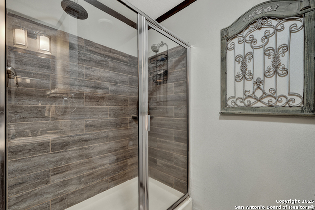 Image 25 of 25 For 714 Union Wine