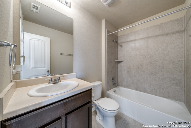 Image 21 of 24 For 9227 Savoy Sands