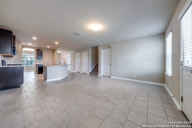 Image 7 of 24 For 9227 Savoy Sands