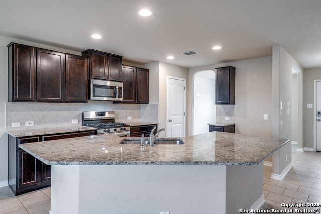 Image 9 of 24 For 9227 Savoy Sands