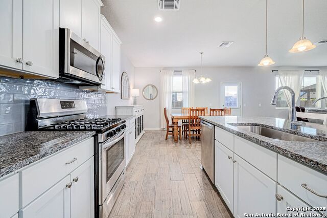 Image 11 of 33 For 1932 Colonial