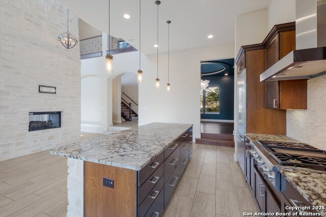 Image 12 of 41 For 10046 Ivory Cyn