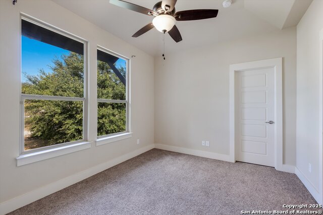 Image 24 of 41 For 10046 Ivory Cyn