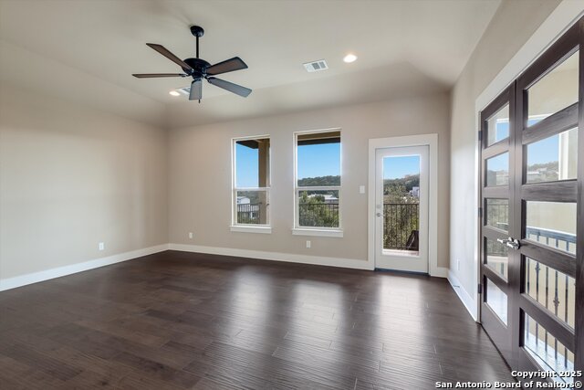 Image 26 of 41 For 10046 Ivory Cyn