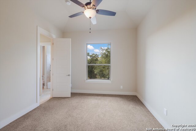 Image 28 of 41 For 10046 Ivory Cyn