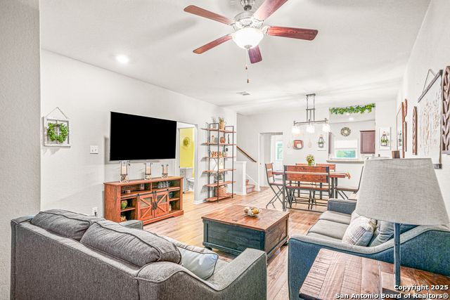 Image 11 of 38 For 15210 Snug Harbor