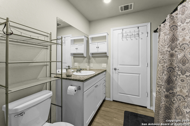 Image 16 of 21 For 5610 Dewberry Run