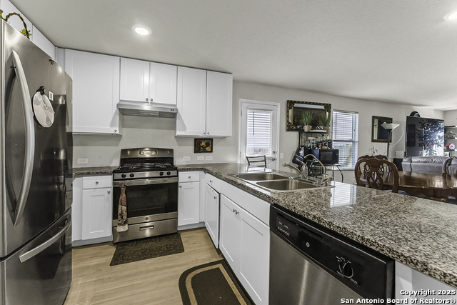 Image 17 of 21 For 5610 Dewberry Run