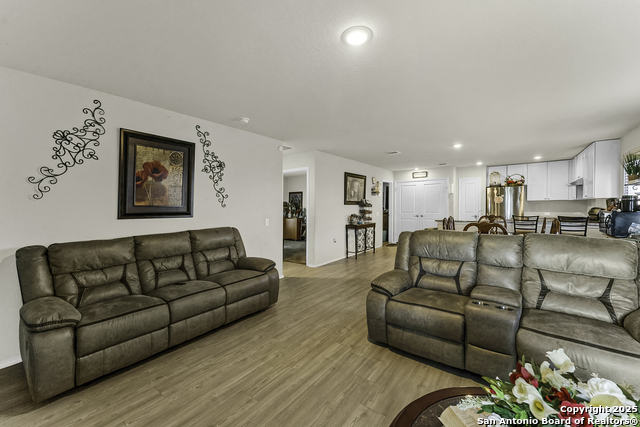 Image 3 of 21 For 5610 Dewberry Run