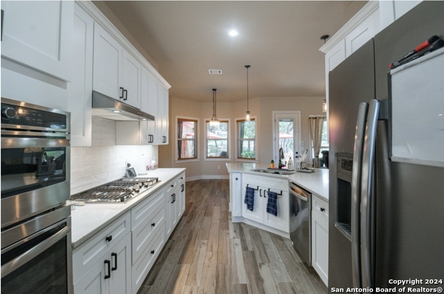 Image 10 of 41 For 924 Rhinestone