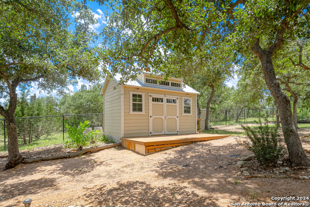 Image 34 of 41 For 924 Rhinestone