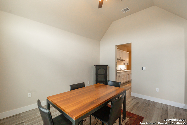 Image 9 of 41 For 924 Rhinestone