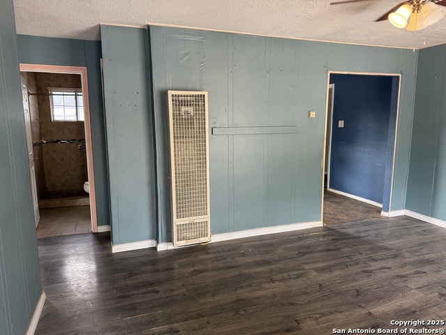 Image 10 of 22 For 910 Menefee