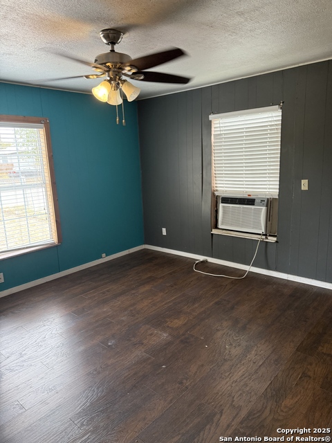 Image 22 of 22 For 910 Menefee