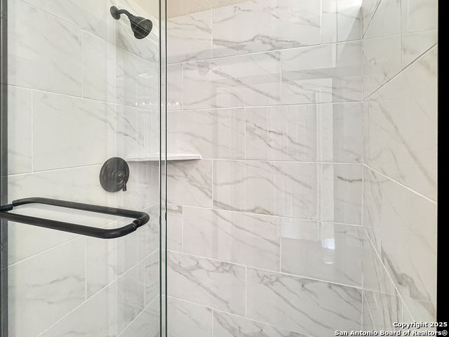 Image 13 of 26 For 26151 Amber Sky