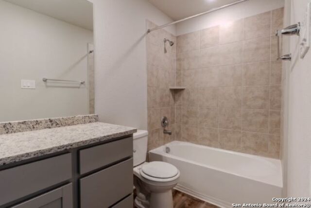 Image 14 of 23 For 728 Abigail Alley