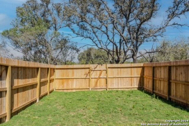 Image 25 of 25 For 736 Abigail Alley