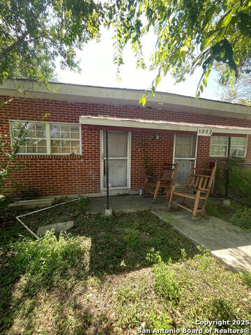 Details for 1002 Lynwood Ave W, San Antonio, TX 78201