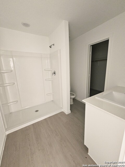 Image 12 of 15 For 239 Ottawa Way