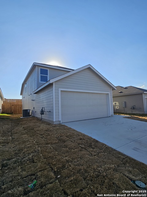 Image 2 of 15 For 239 Ottawa Way