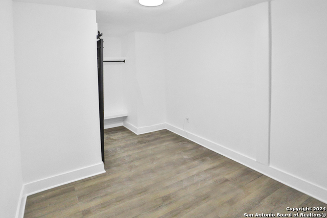 Image 14 of 27 For 19007 Pleasanton