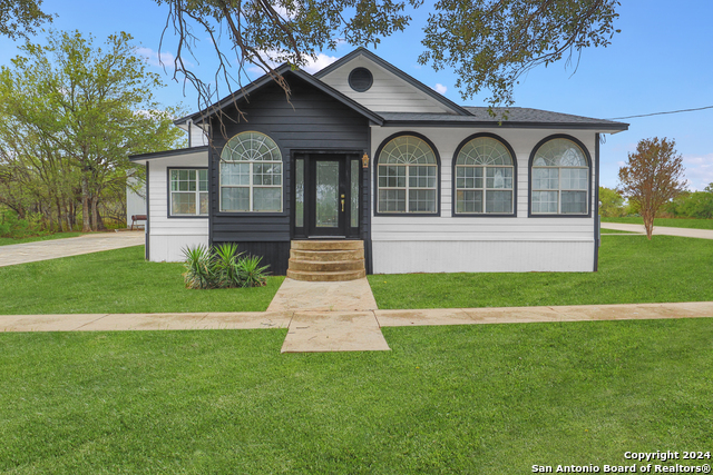 Image 4 of 27 For 19007 Pleasanton