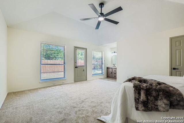 Listing photo id 16 for 9627 Wildwood Ridge