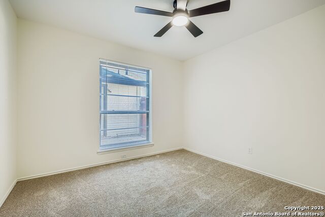 Listing photo id 19 for 9627 Wildwood Ridge