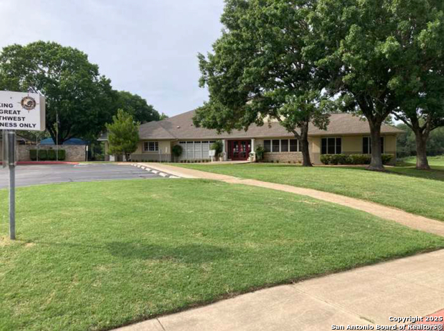 Listing photo id 31 for 9627 Wildwood Ridge