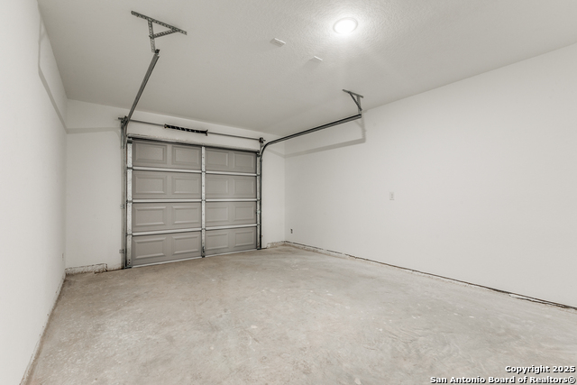 Image 22 of 25 For 1835 Poplar W 401