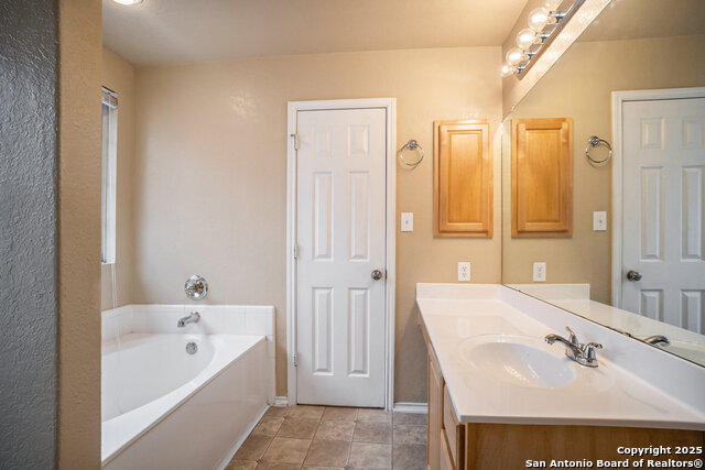 Image 13 of 26 For 6030 Higbee