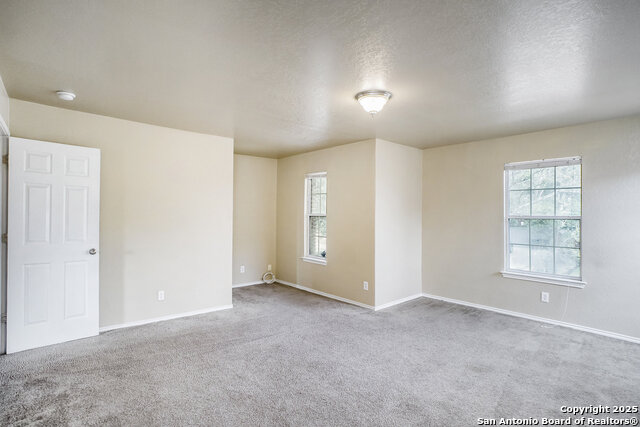 Image 21 of 26 For 6030 Higbee