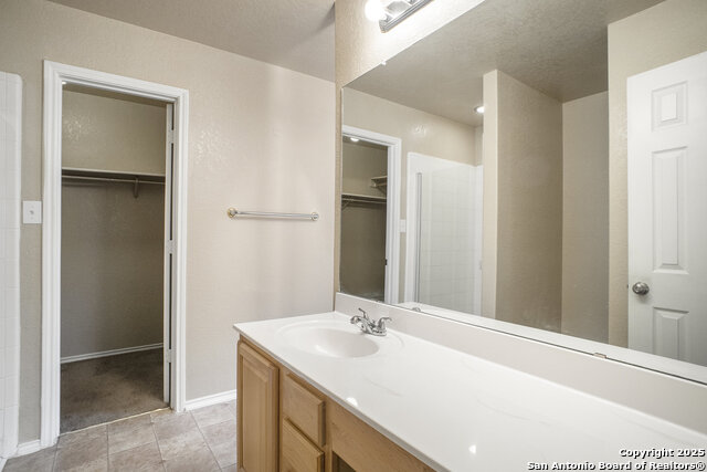 Image 22 of 26 For 6030 Higbee